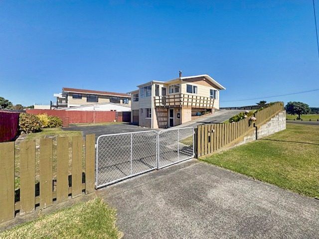  at 34 Linklater Avenue, Foxton Beach, Horowhenua, Manawatu / Whanganui