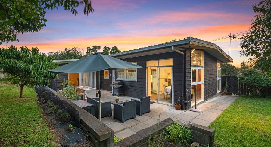  at 15  Bacot Place, Howick, Manukau City, Auckland