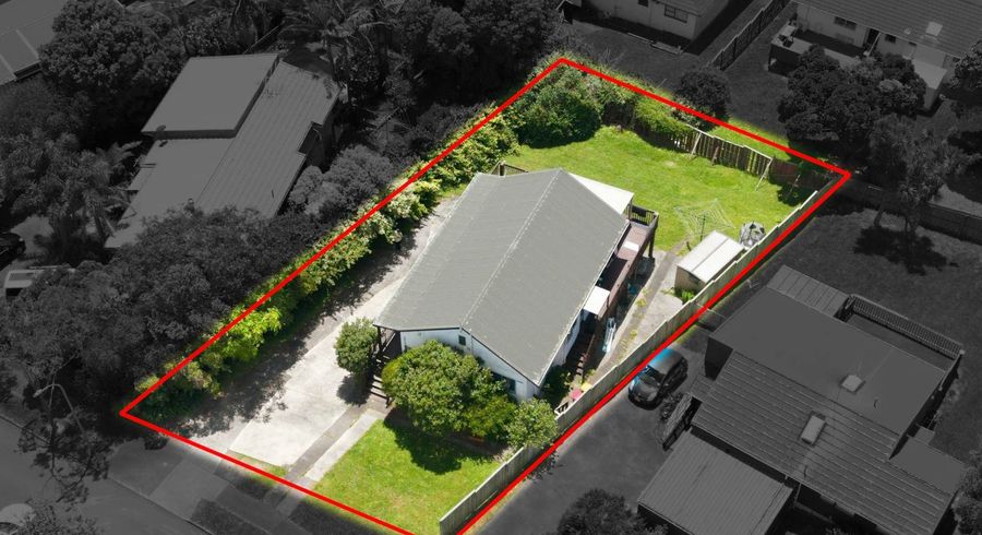  at 7 Kingussie Place, Highland Park, Manukau City, Auckland