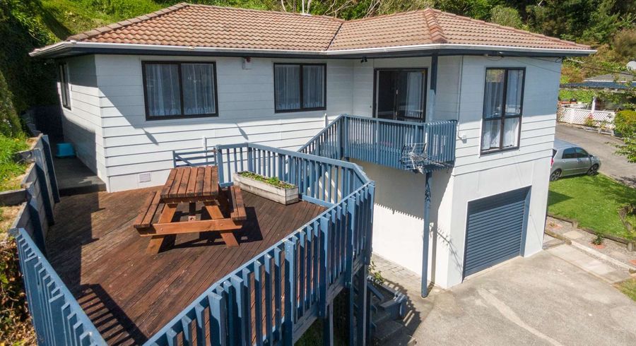 at 9 Castle Crescent, Stokes Valley, Lower Hutt