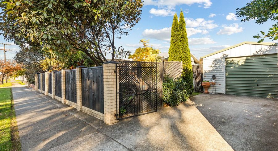  at 98 Budge Street, Riversdale, Blenheim