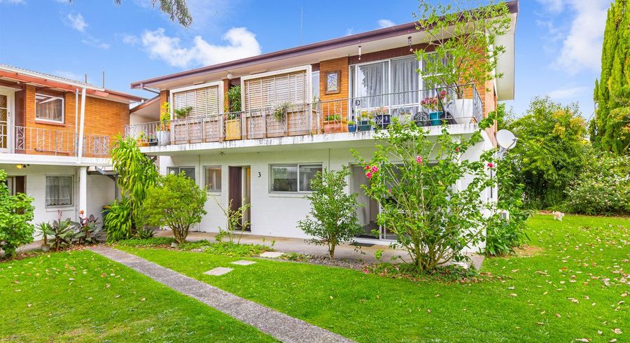  at 3/50 Te Kanawa Crescent, Henderson, Auckland