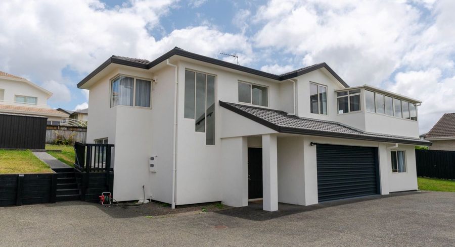  at 26 Whiting Grove, West Harbour, Waitakere City, Auckland