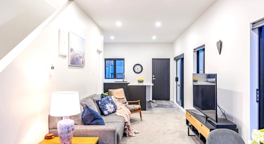  at 14B Cosy Place, Howick, Auckland