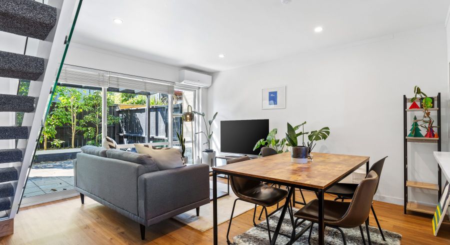  at 2/32B Ballarat Street, Ellerslie, Auckland City, Auckland