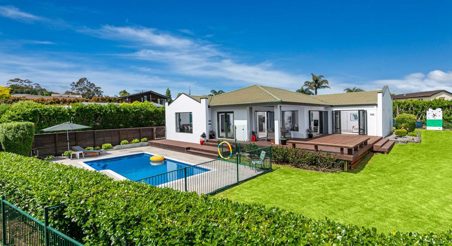  at 1 Kimberly Grove, Greenhithe, Auckland