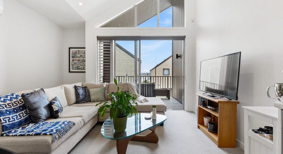  at 4/28 Nevill Road, Hobsonville, Auckland