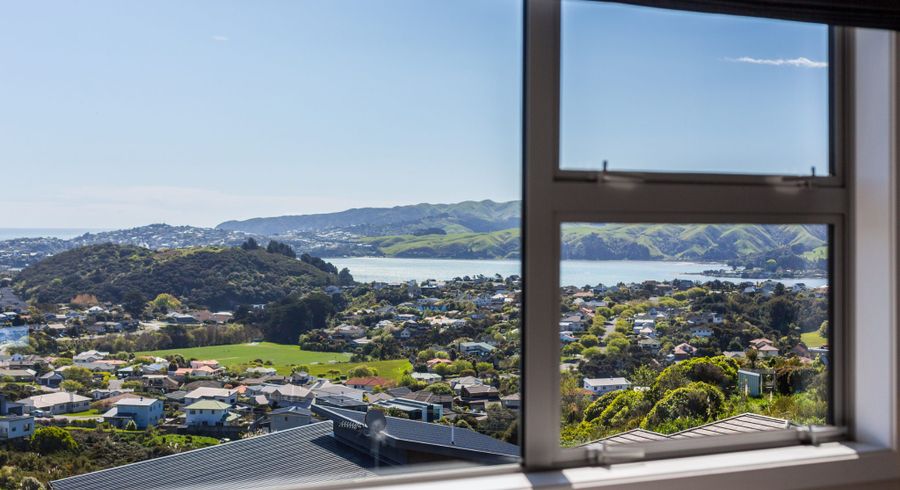  at 87 Endeavour Drive, Whitby, Porirua