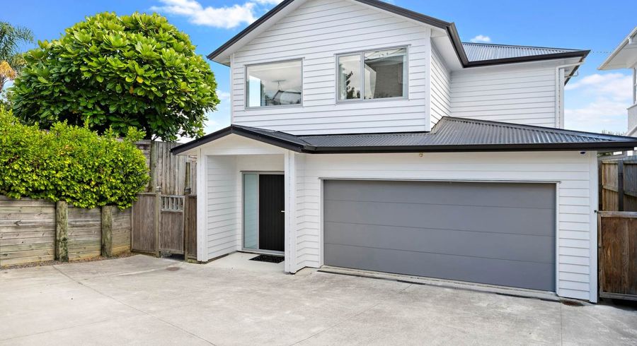  at 86B Pupuke Rd, Hillcrest, Auckland