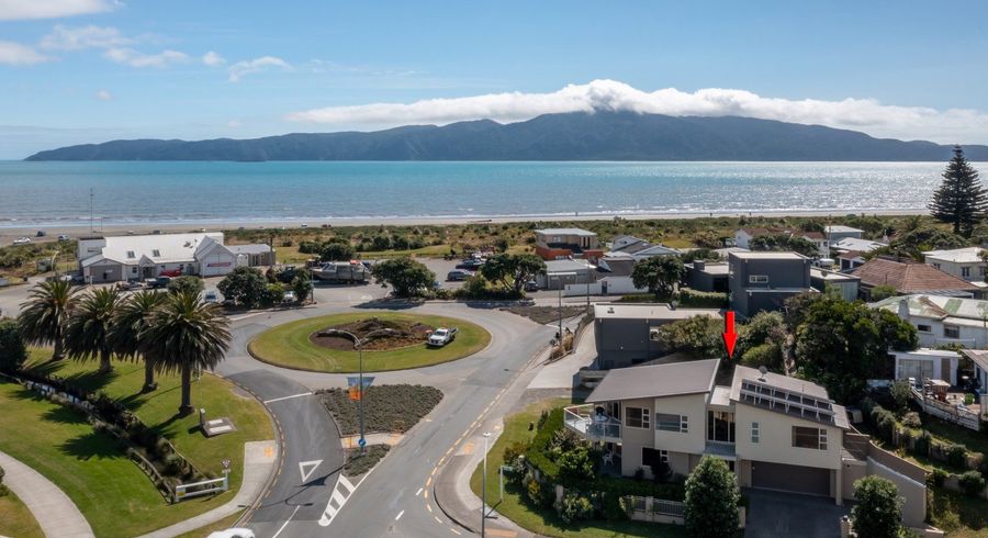  at 3 Golf Road, Paraparaumu Beach, Paraparaumu