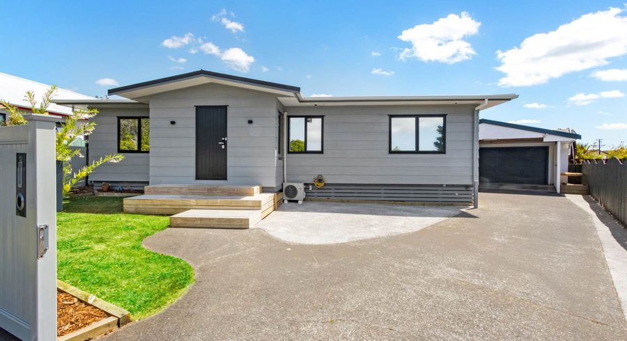  at 12 Macrocarpa Place, Ranui, Auckland