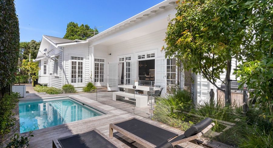  at 44 Princes Street, Northcote Point, North Shore City, Auckland