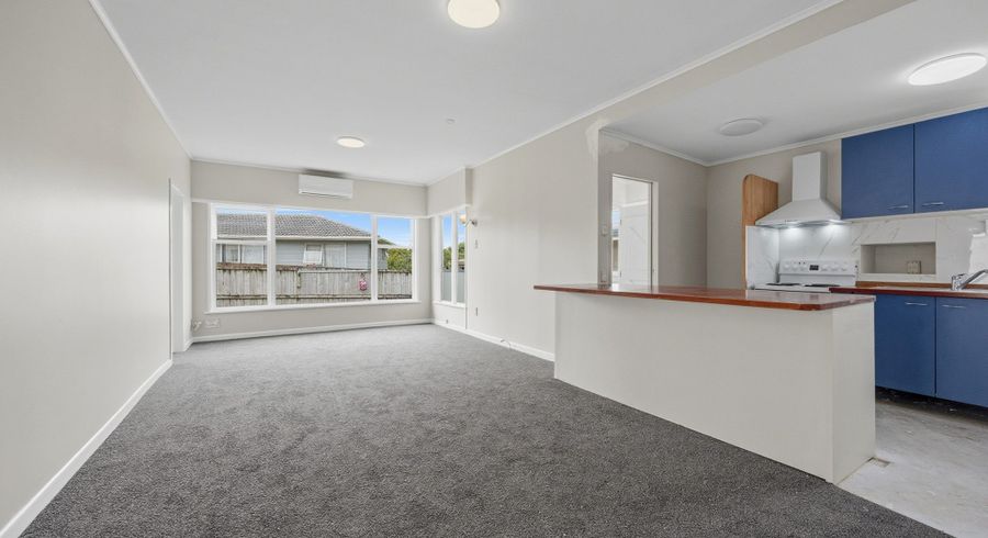  at 52 Forest Hill Road, Henderson, Waitakere City, Auckland