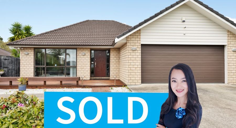  at 112 Lake Panorama Drive, Henderson Valley, Auckland