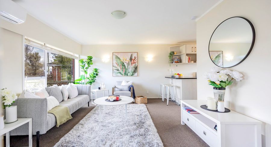  at 2/123 Birkdale Road, Birkdale, Auckland