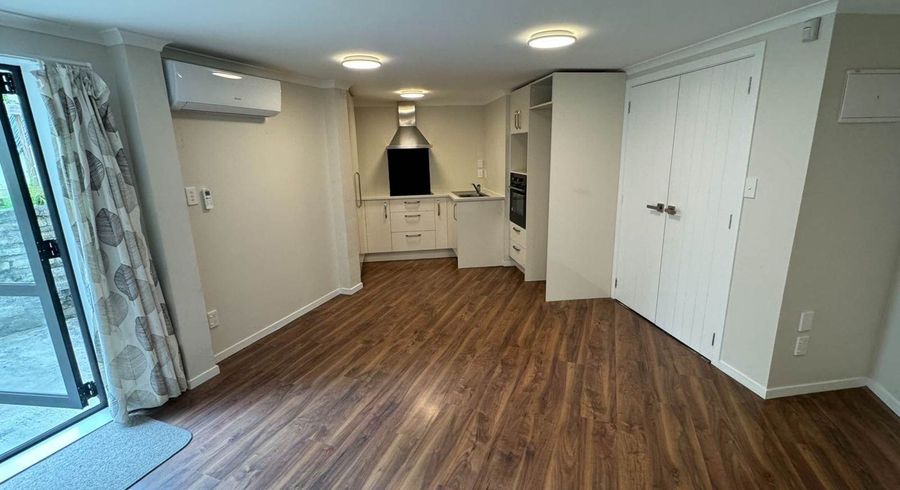  at 40a Glennandrew Drive, Half Moon Bay, Manukau City, Auckland