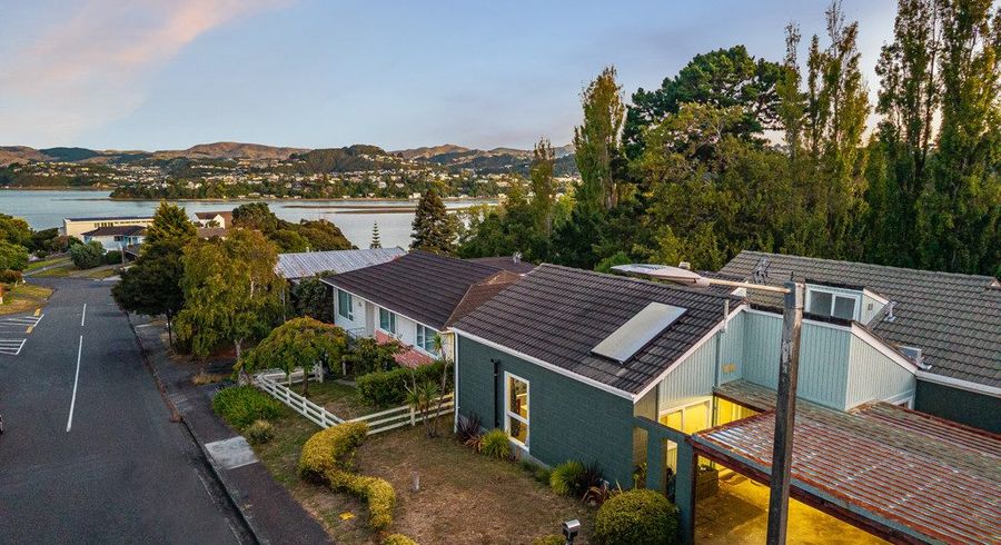  at 10A Penryn Drive, Camborne, Porirua