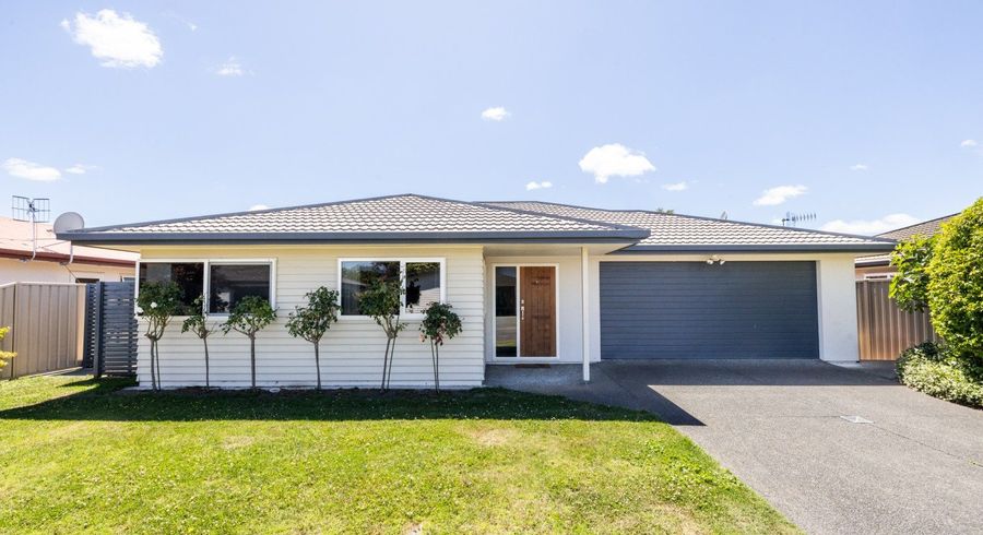  at 1111C Karamu Road North, Mayfair, Hastings