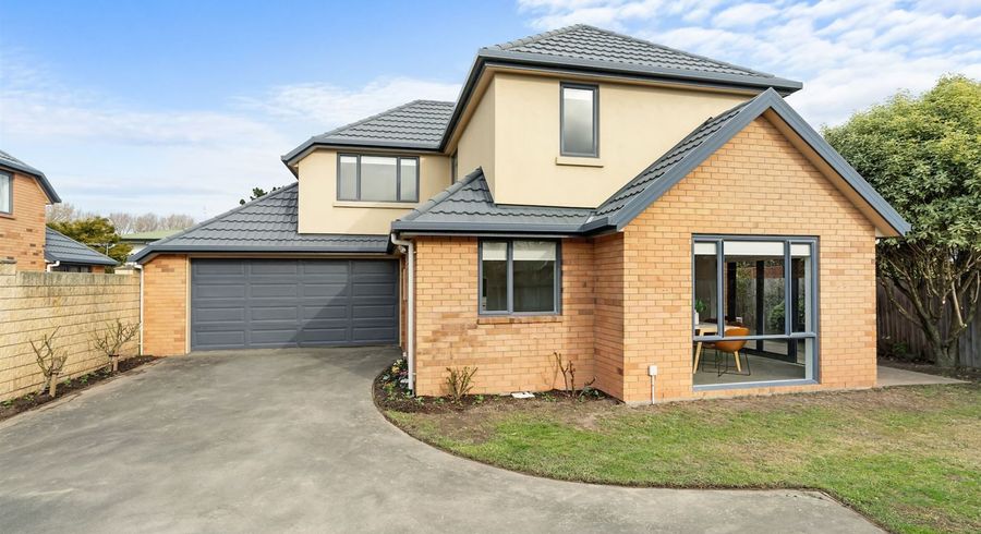  at 32 Berkshire Drive, Avonhead, Christchurch