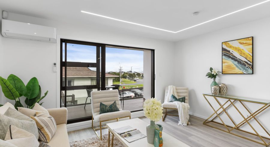  at 789D East Coast Road, Browns Bay, North Shore City, Auckland