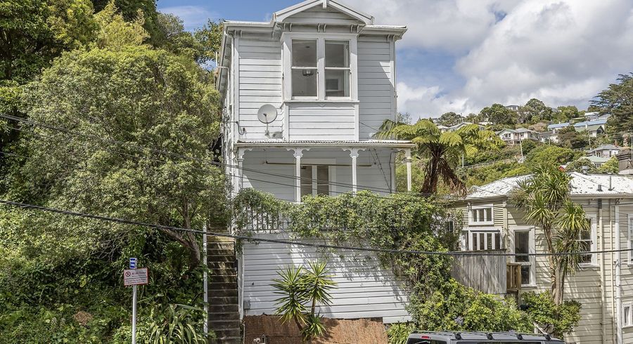  at 8 Adams Terrace, Aro Valley, Wellington