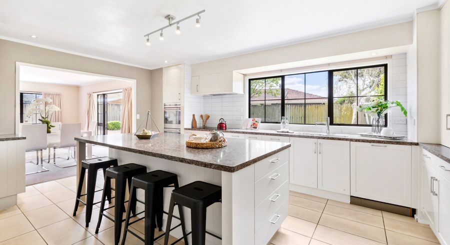 at 8 Reynard Terrace, Conifer Grove, Takanini