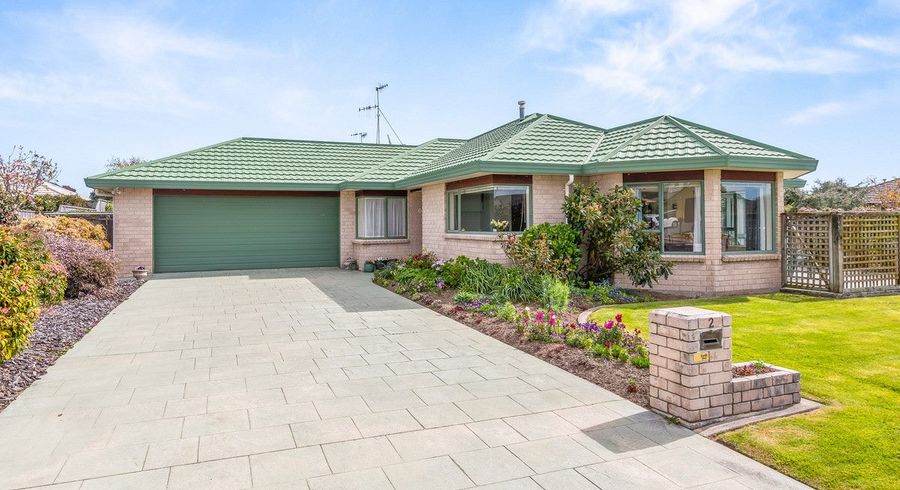  at 2 Kaye'S Place, Paraparaumu Beach, Paraparaumu