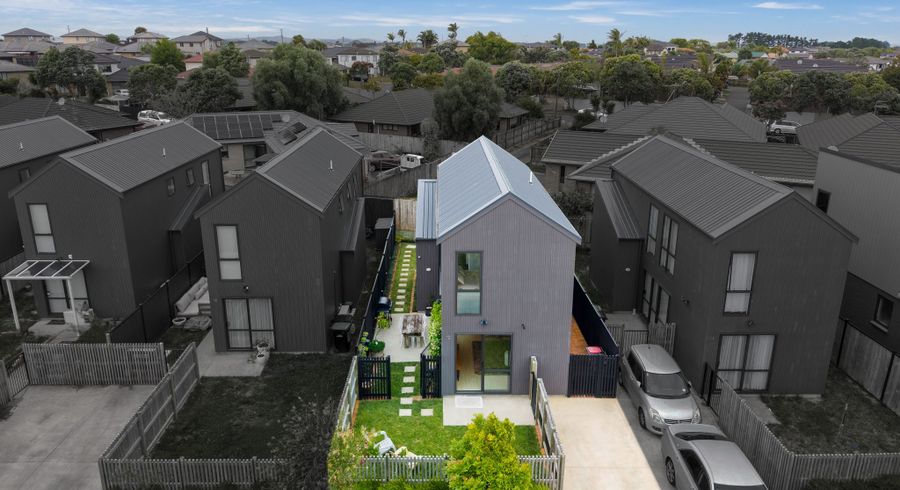  at 12 Otaimako Place, Mangere, Manukau City, Auckland