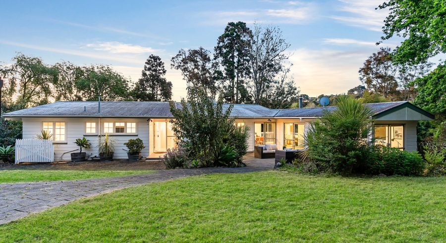  at 1/42 Woodlands Crescent, Browns Bay, Auckland