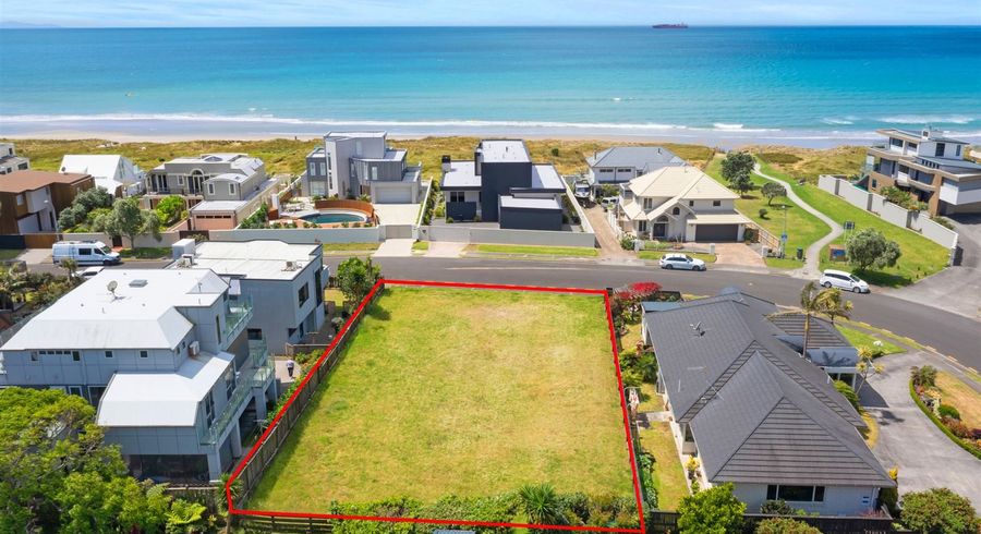  at 7 Sunbrae Grove, Mount Maunganui