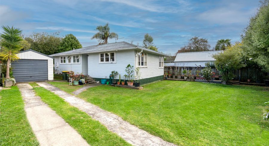  at 6 Pine Avenue, Bader, Hamilton