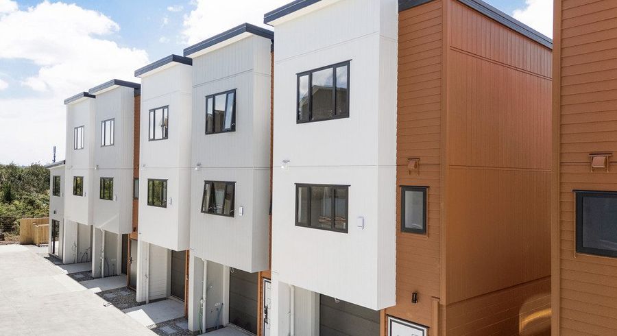  at 6/145 Albany Highway, Albany, North Shore City, Auckland