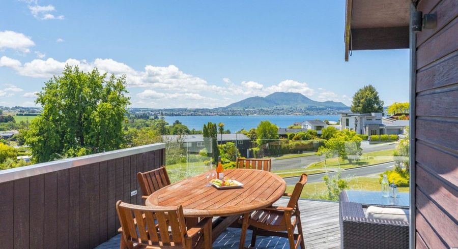  at 1/11 Krissell Place, Acacia Bay, Taupo, Waikato