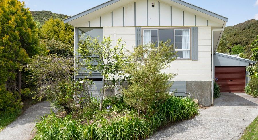  at 62 Antrim Crescent, Wainuiomata, Lower Hutt, Wellington