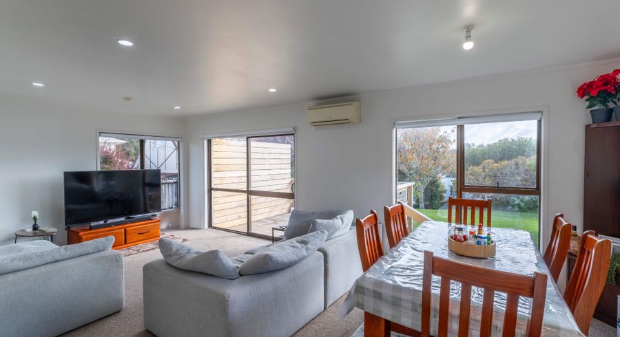  at 31B Sunnyhaven Ave, Beach Haven, North Shore City, Auckland