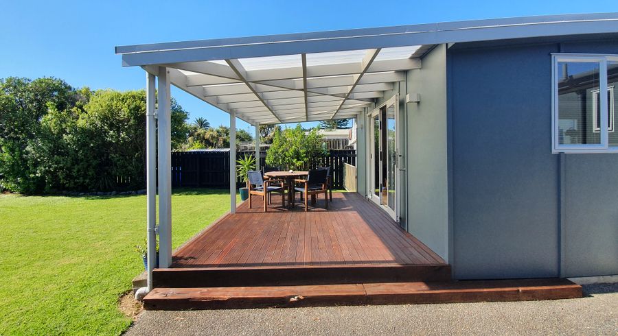  at 77 Park Avenue, Waitarere Beach, Levin