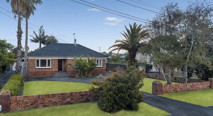  at 1/16 Kerswill Place, Pakuranga, Auckland