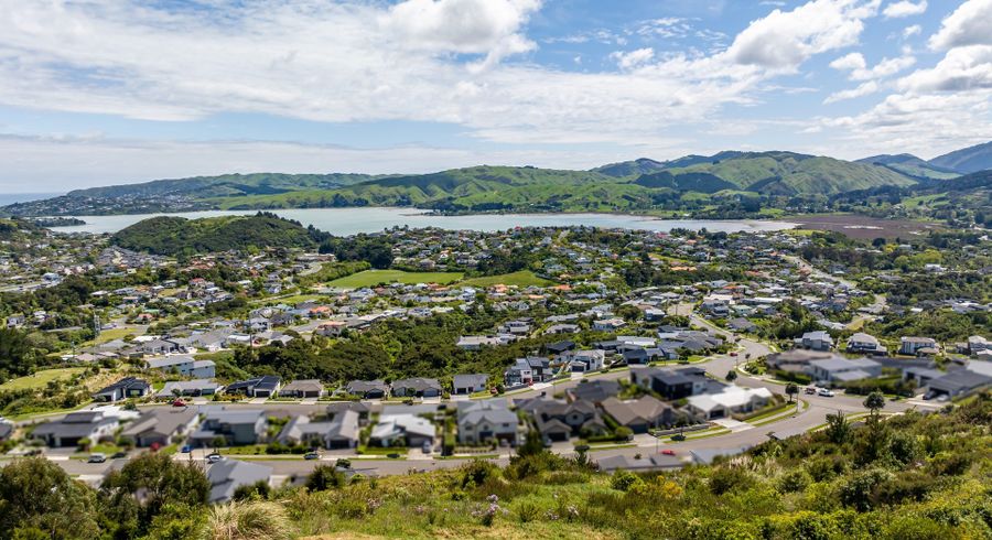  at 31 Pacific View, Whitby, Porirua, Wellington