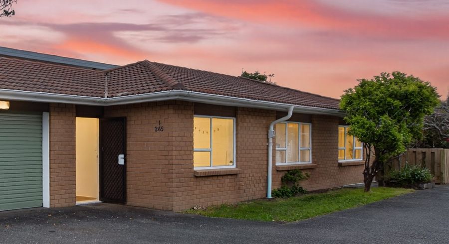  at 1/265 Meola Road, Point Chevalier, Auckland City, Auckland