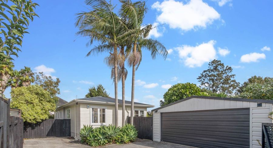  at 206A Rosebank Road, Avondale, Auckland