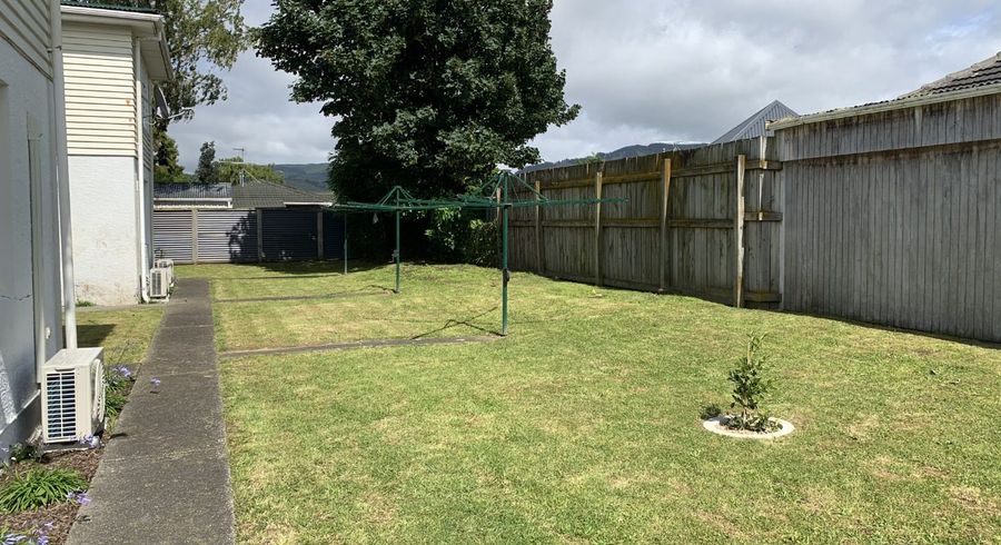  at 2/45 Pine Avenue, Ebdentown, Upper Hutt