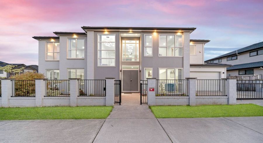  at 21  Horsefields Drive, Flat Bush, Manukau City, Auckland