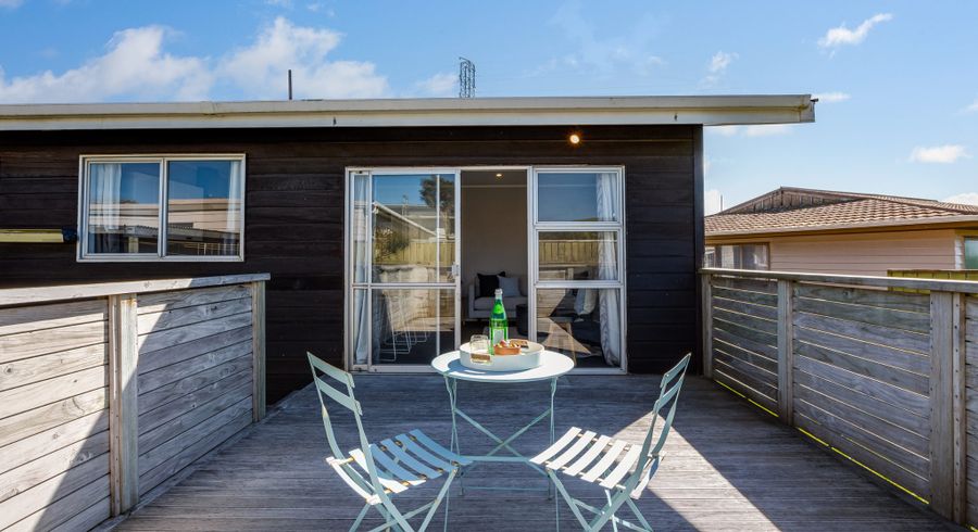  at 2A Colchester Crescent, Newlands, Wellington