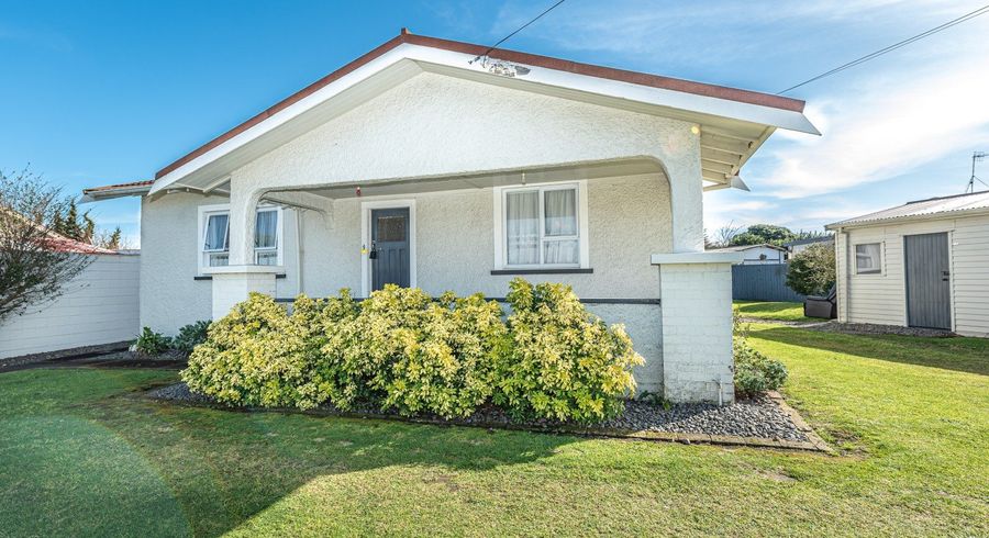  at 16 Central Avenue, Gonville, Whanganui