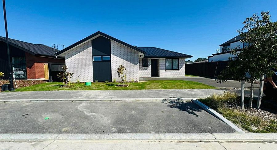  at 17 Akoranga Place, Hornby, Christchurch City, Canterbury