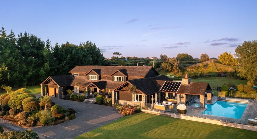  at 2 Otaihanga Road, Paraparaumu Beach, Paraparaumu