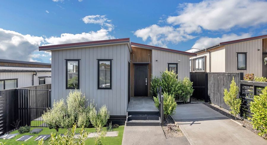  at 18 Canna Street, Totara Park, Manukau City, Auckland