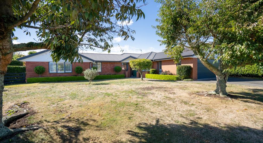  at 3 De La Mare Drive, Leamington, Cambridge