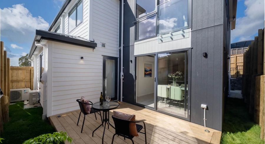  at 7B Maroubra Place, Botany Downs, Manukau City, Auckland