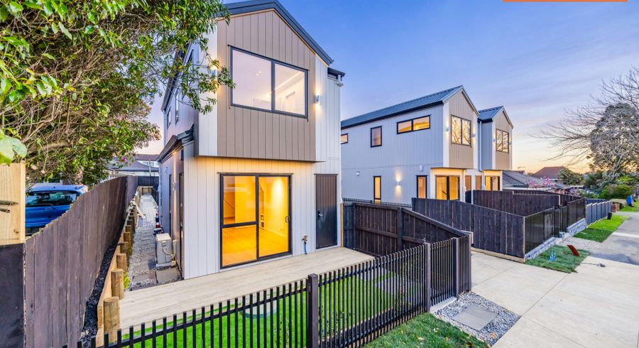  at Lot 1-3/9 Grande Vue Road, Papatoetoe, Manukau City, Auckland